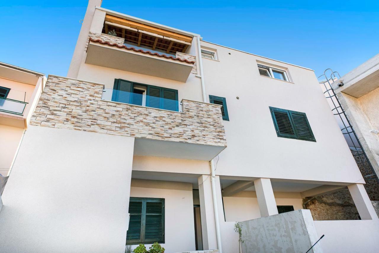Apartman Kurika ชิเบนิก ภายนอก รูปภาพ