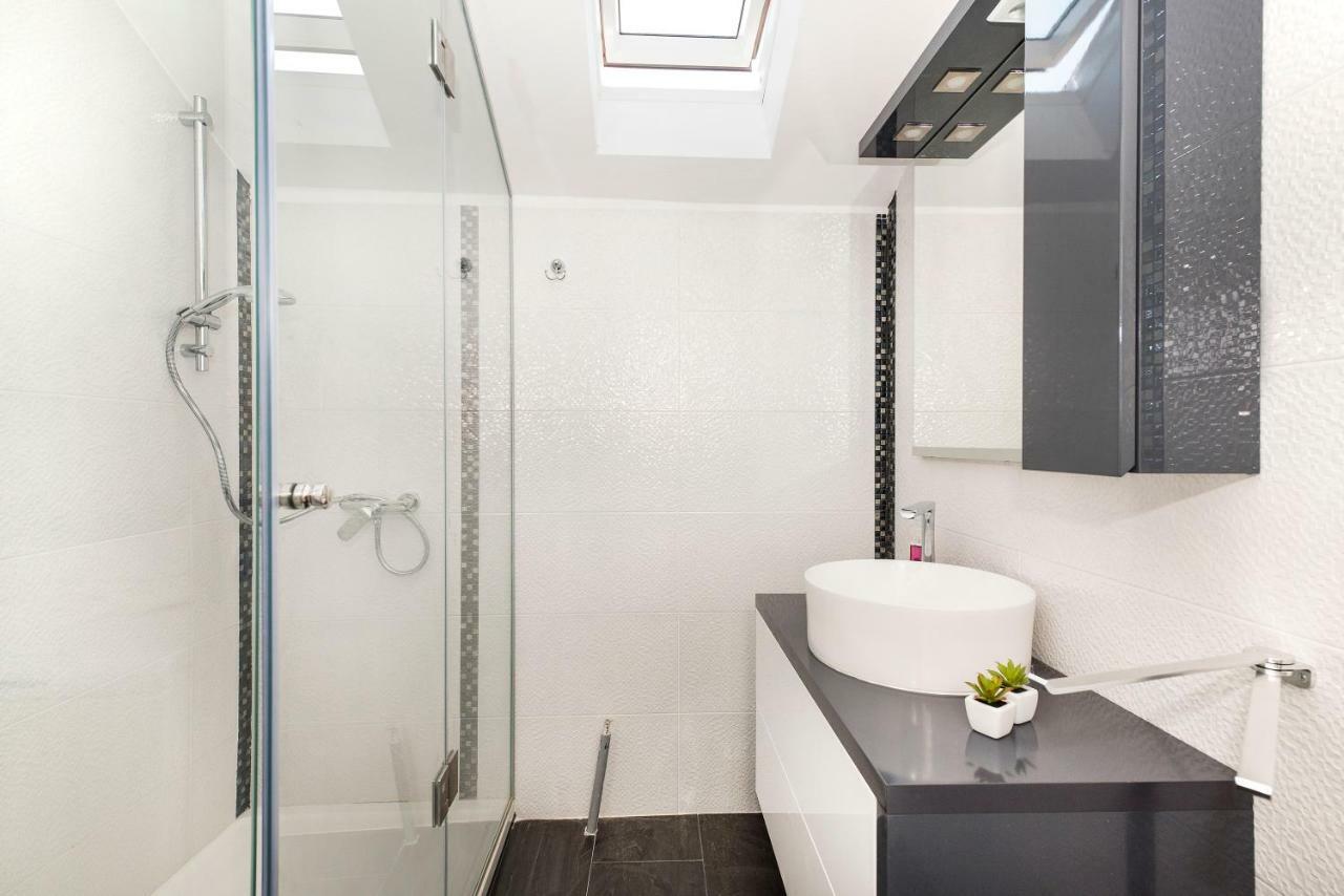 Apartman Kurika ชิเบนิก ภายนอก รูปภาพ